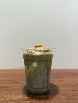 Banana Pudding Hojicha Latte