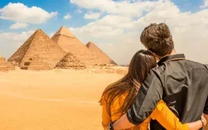 Legacy of the Pharaohs: Giza Pyramid Tour_1