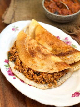 Chicken Kheema Dosa 