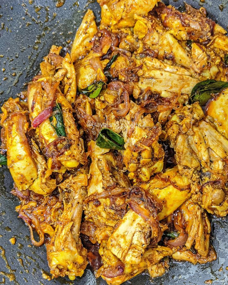Chicken pichipottathu