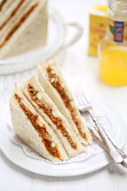 Roti sardin 