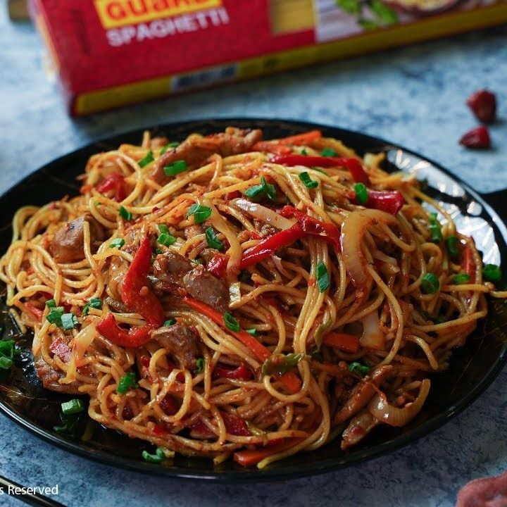 Schezwan Chicken Noodles