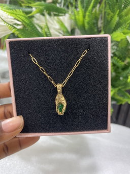 Gold Green Pendant Necklace