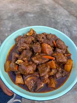 Beef stew half plate 