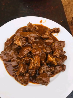 Beef stew half plate 