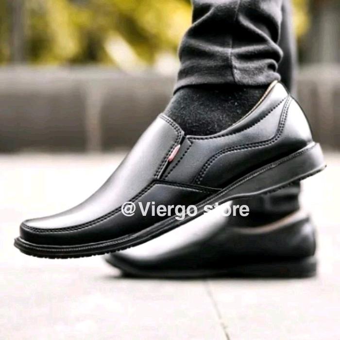 Sepatu Pantofel Pria Kulit Formal_0