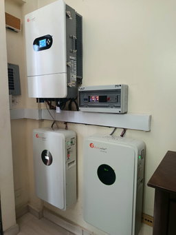 FELICITYSOLAR KIT INVERSOR 8KW CON DOS (2) BATERIAS DE 100Ah.