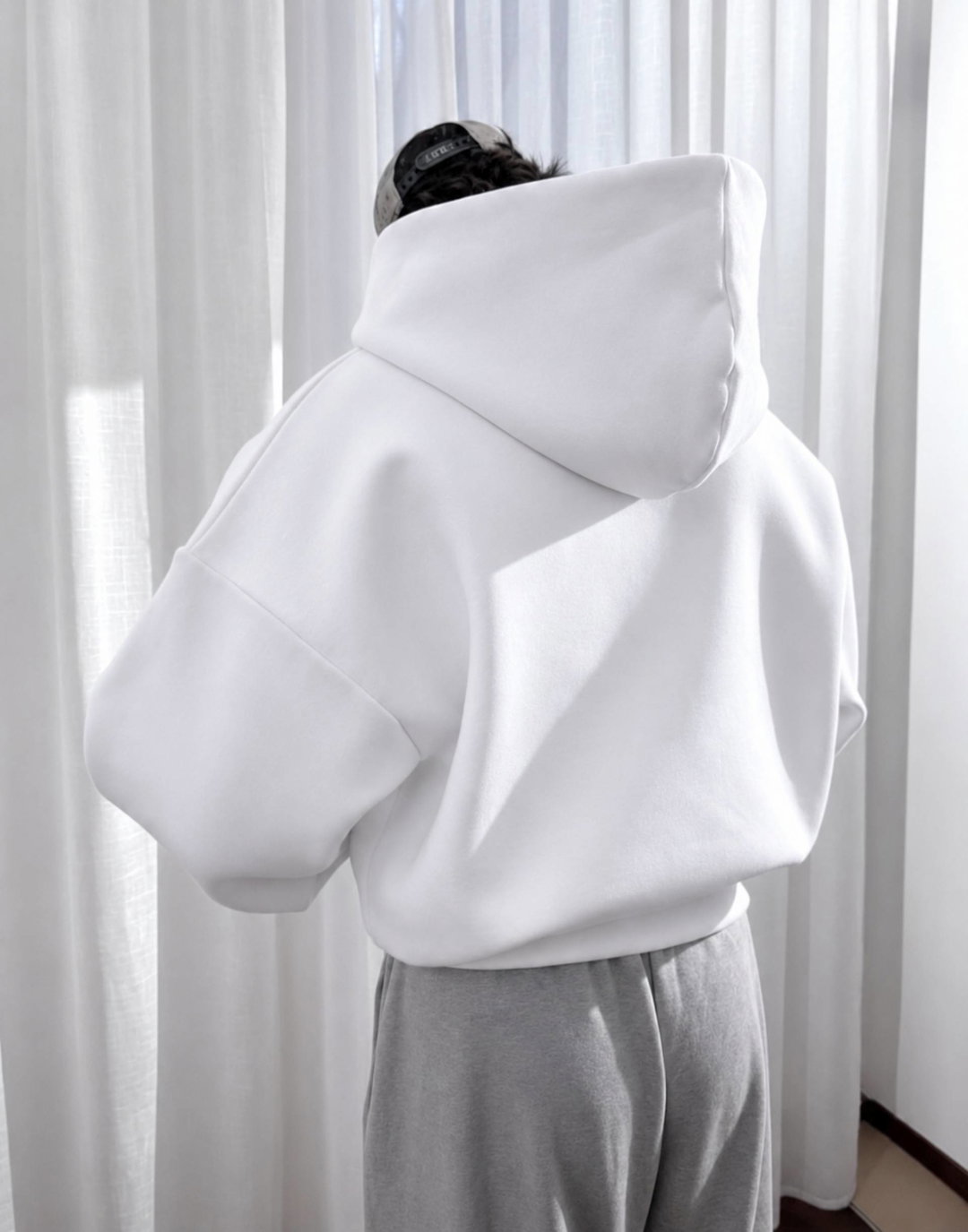 EMBROIDED HOODIE