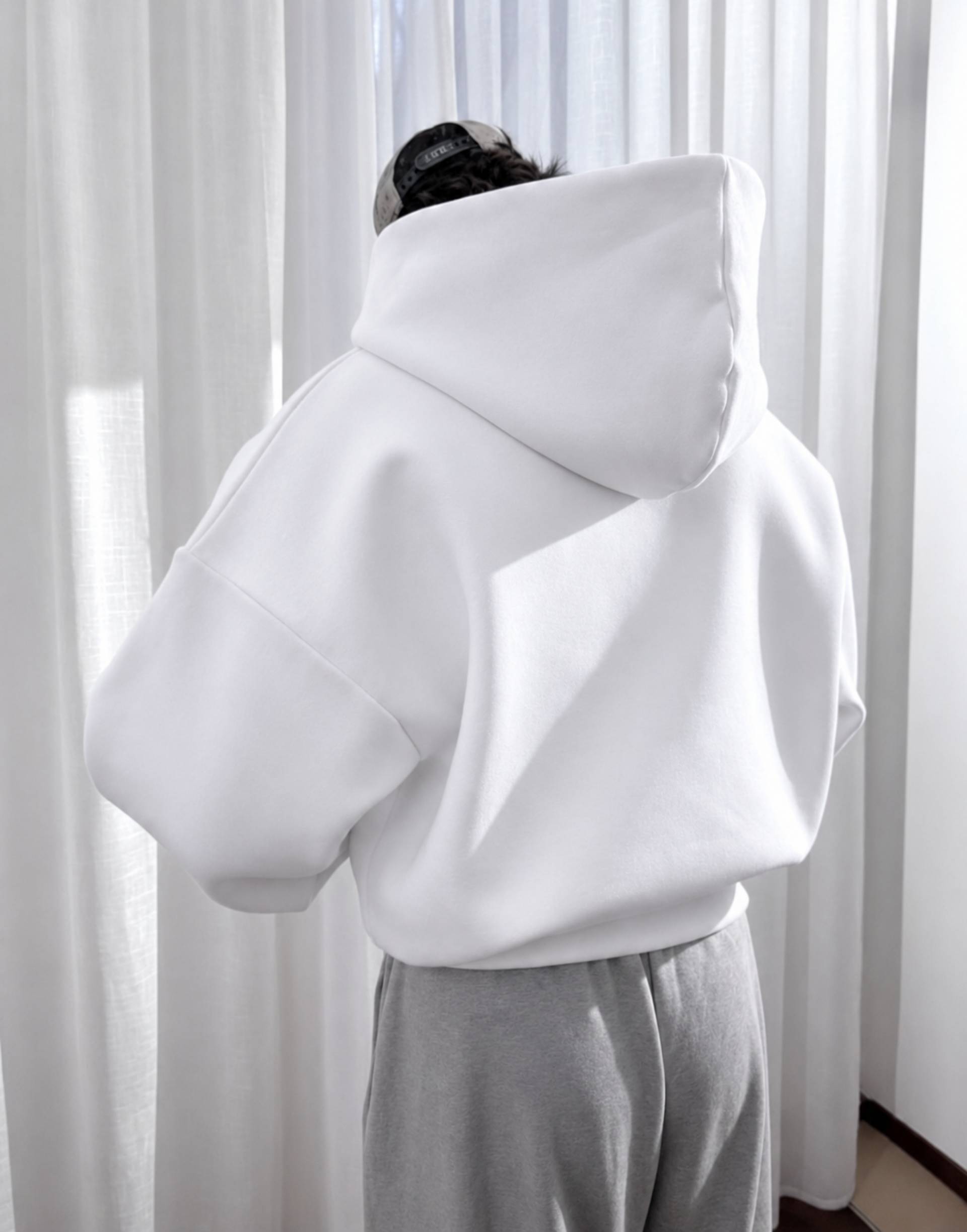 EMBROIDED HOODIE