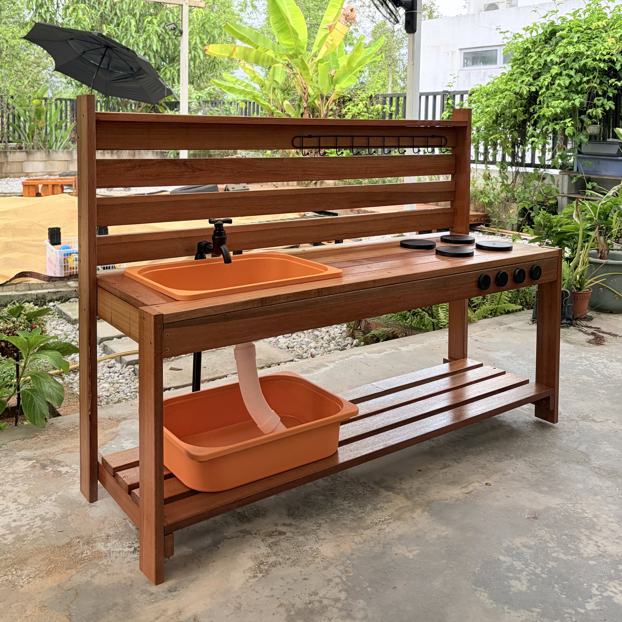 Messy Kitchen - D02 (122cm) _0