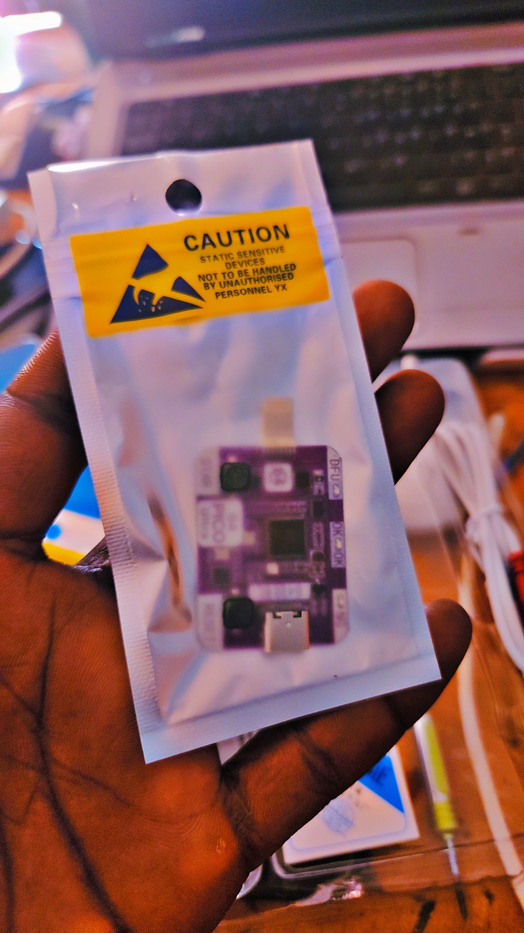 B4 pico ULTRA BYPASS IPHONE  (PASCODE & BYPASS HELLO SCREENN)