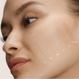 Armani Beauty Luminous Silk Blurring Foundation 