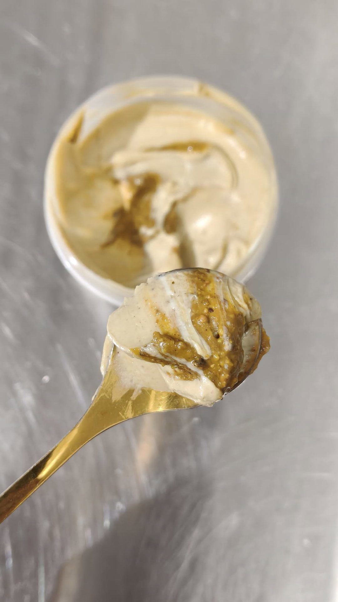 strained yogurt (pistachio)