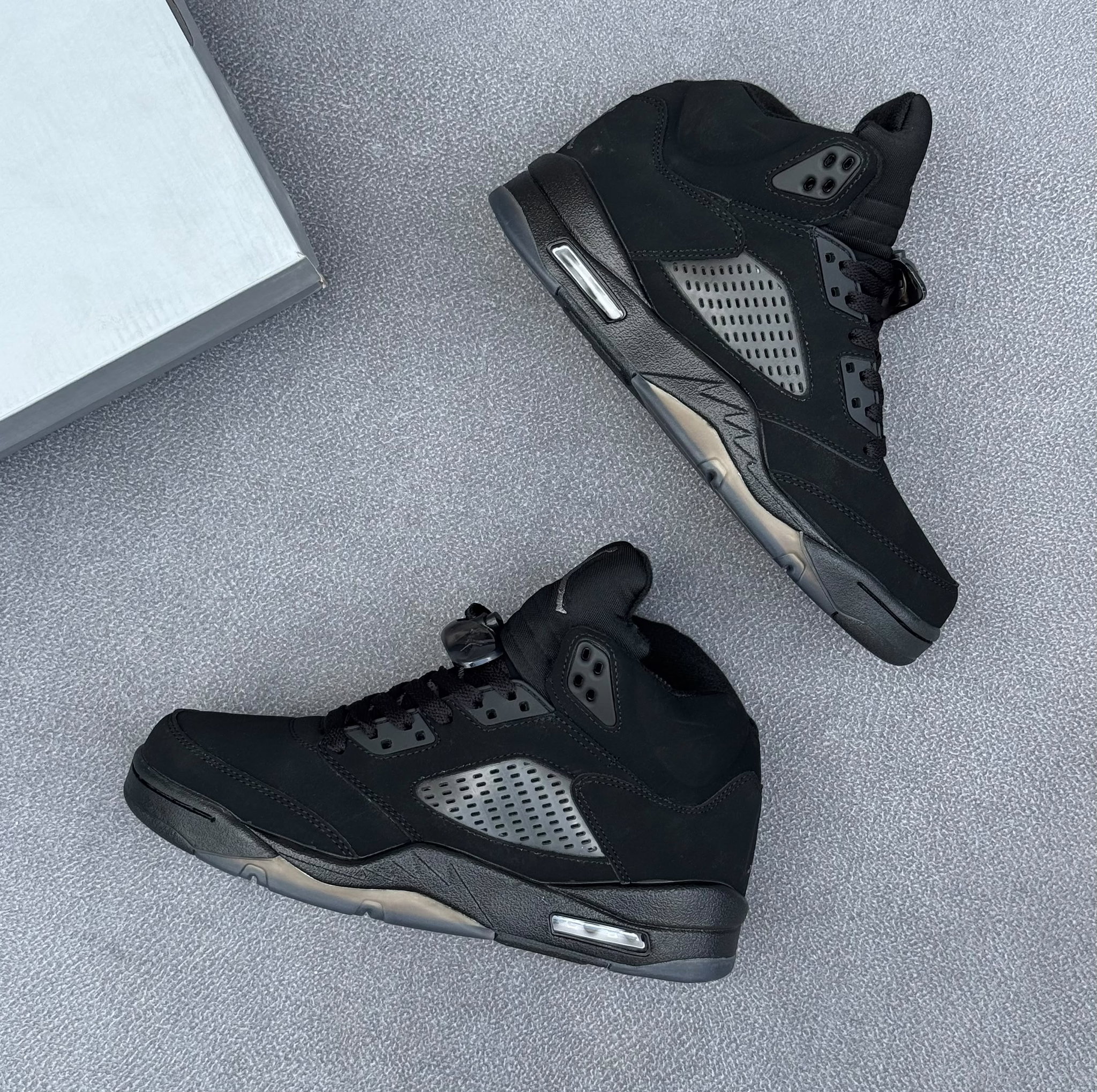 Full Black Air Jordan 5 Retro High-Top Sneakers_2