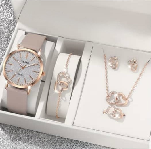 Women watches and jewelry’s