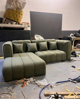 L-couch