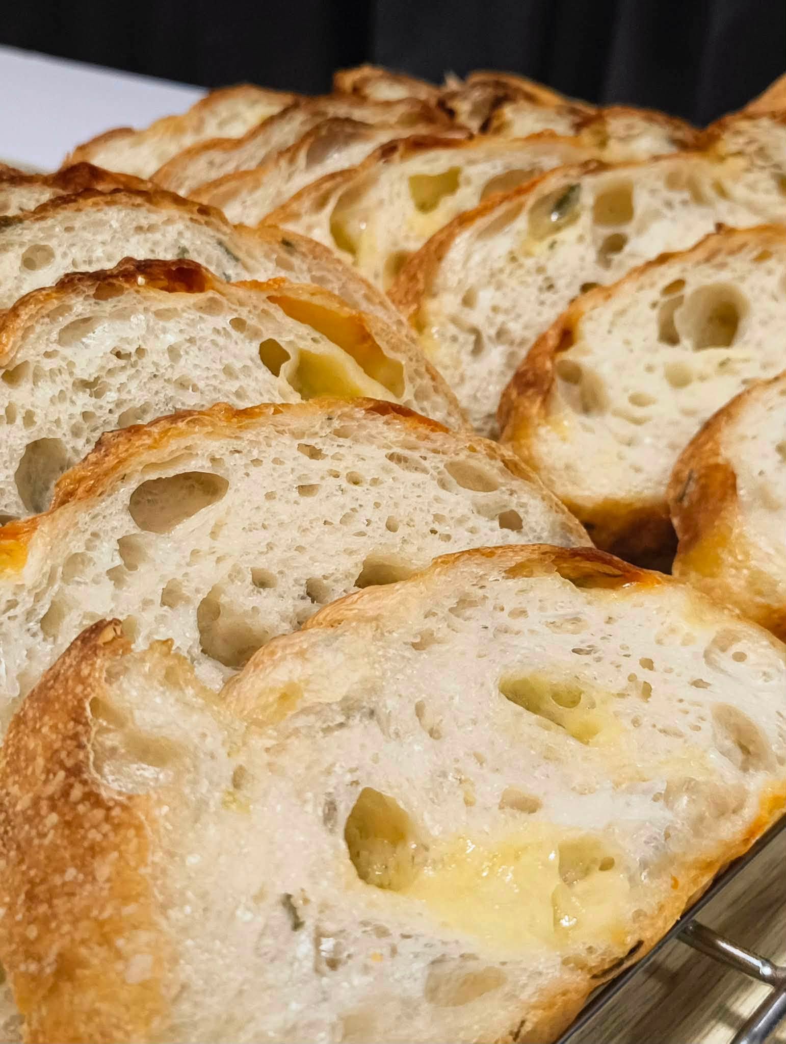 Cheddar Cheese & Rosemary_0