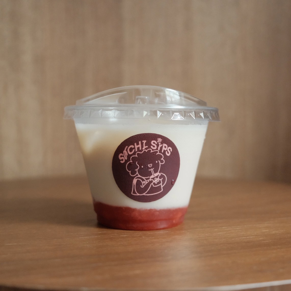 Iced Strawberry Latte_0
