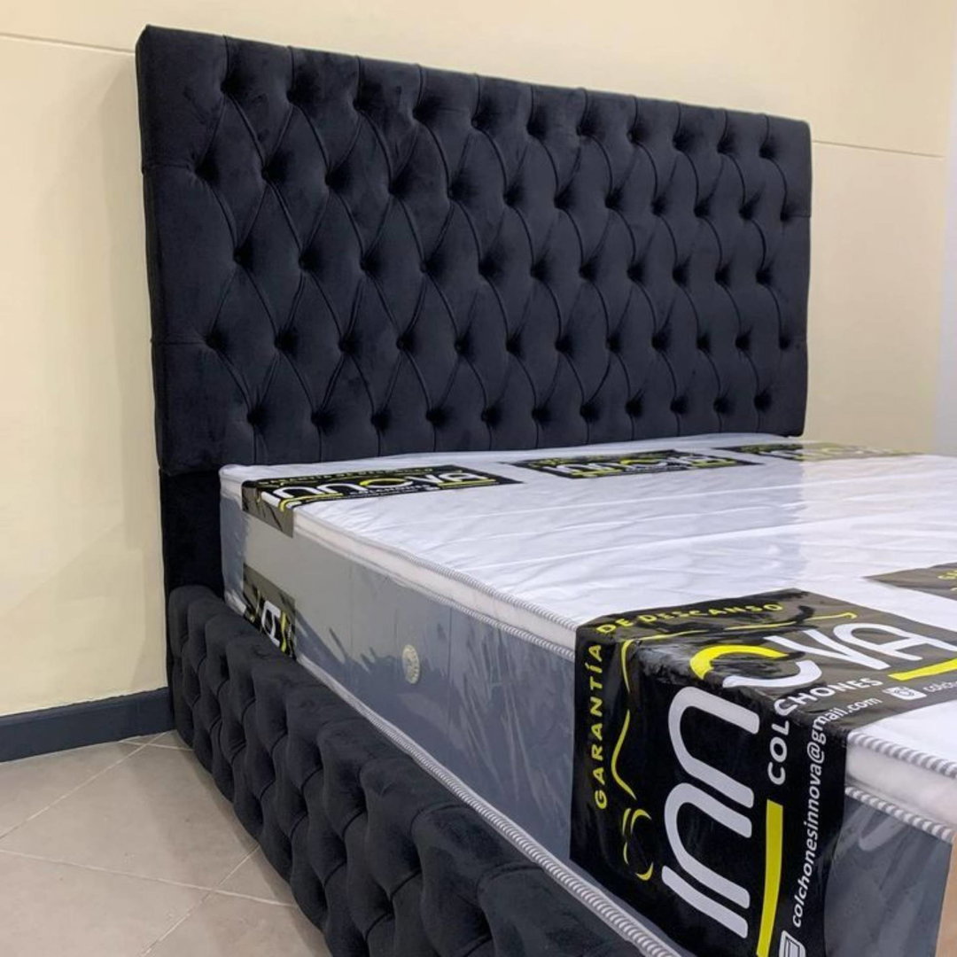 Sleigh bed