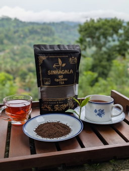  Pure Ceylon Black Tea – 200g | Premium Quality | Rich Flavour & Refreshing Aroma | Product of Sri Lanka / شاي سيلاني أسود نقي من SINHAHAGALA – 200 غرام | جودة ممتازة | مذاق غني ورائحة منعشة | منتج من سريلانكا