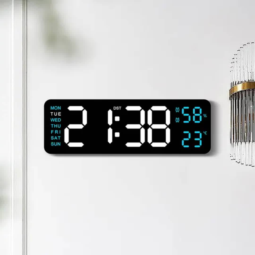A large digital LED wall clock_0