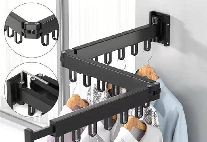 A wall-mounted, retractable folding clothes drying rack_0