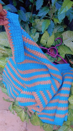 Crotchet shirt and shorts 