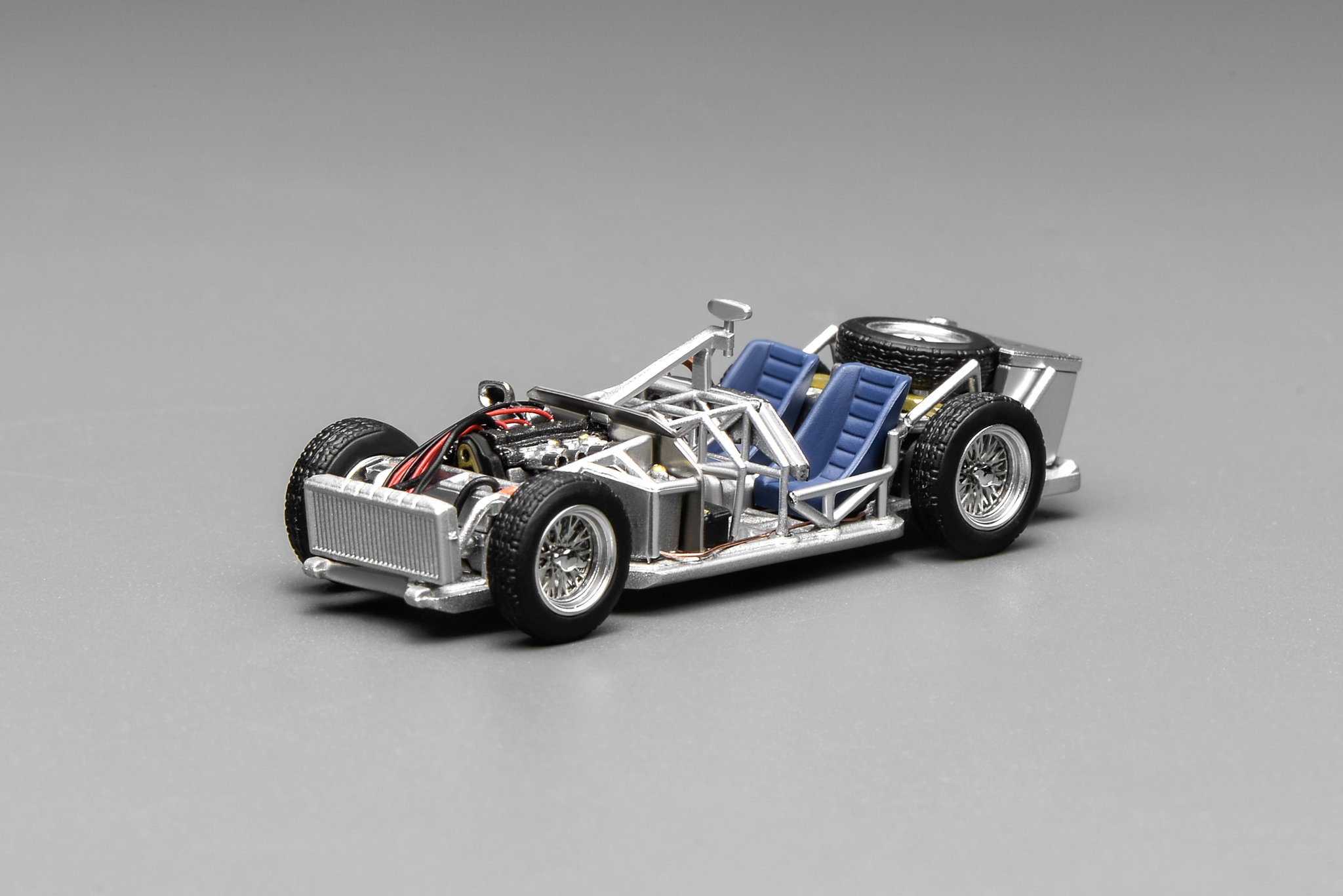 MOTOR HELIX MODEL 1/64 SPACEFRAME WITH ENGINE_1
