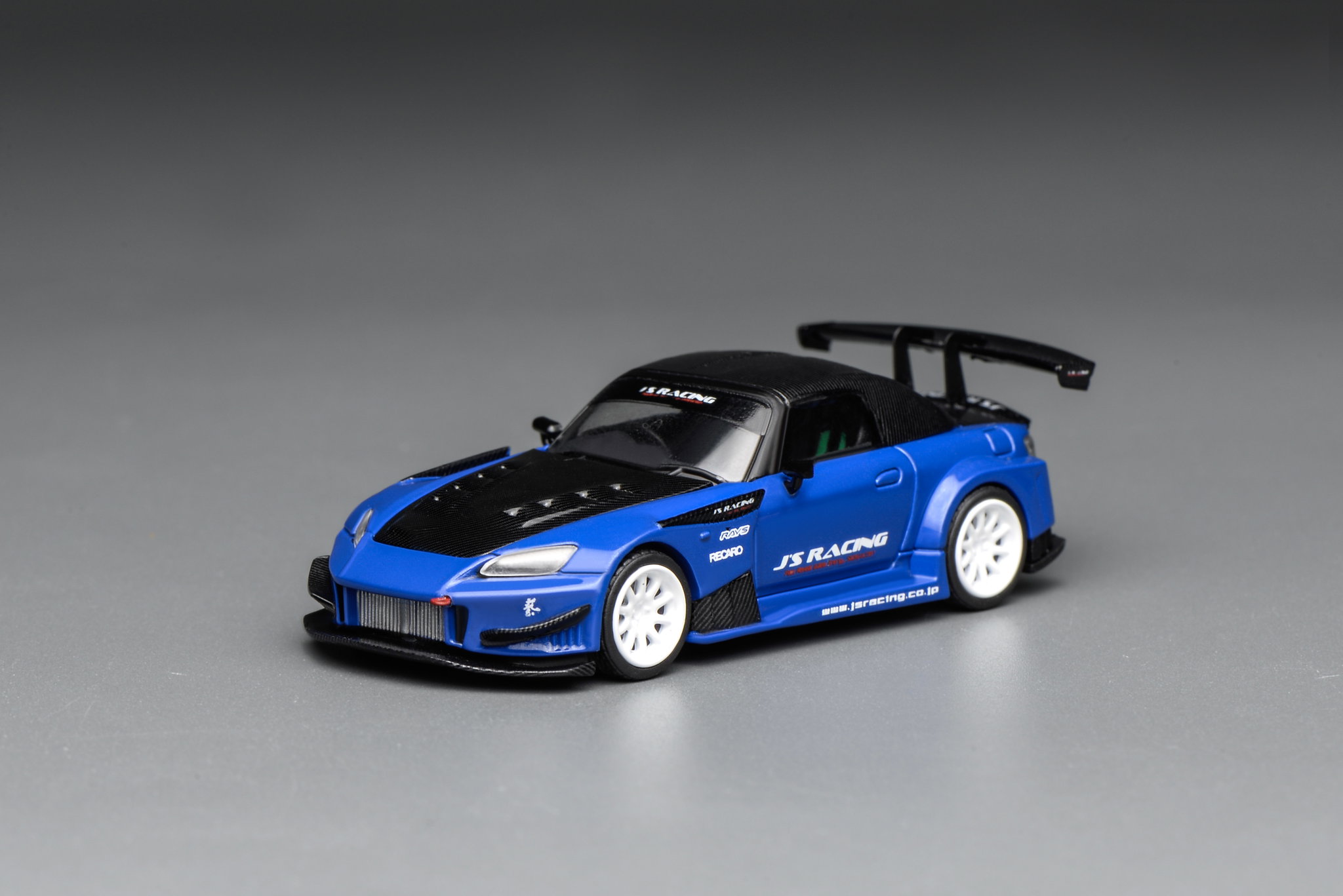 MOTOR HELIX MODEL 1/64 HONDA S2000 J'S RACING - APEX BLUE PEARL_3