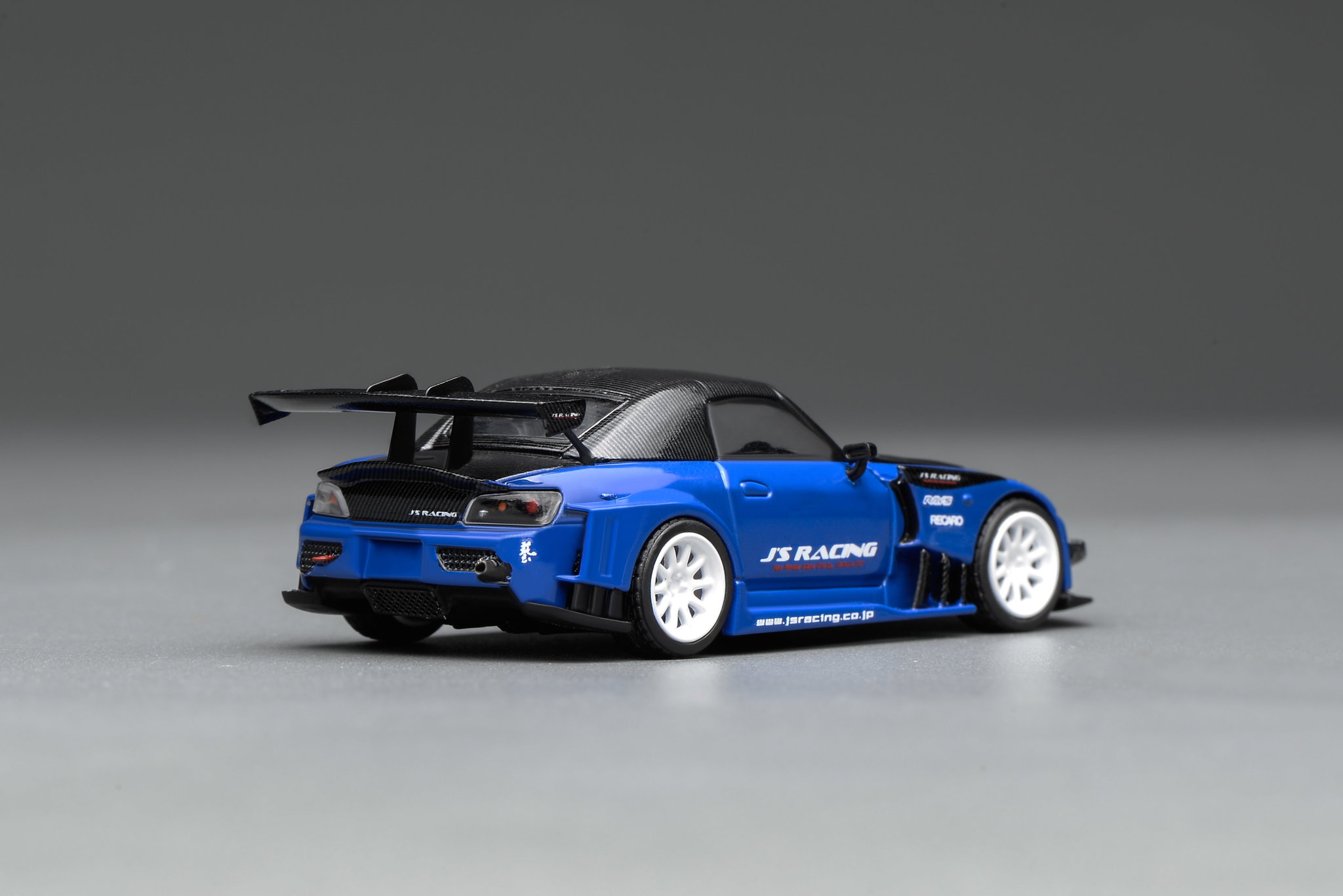 MOTOR HELIX MODEL 1/64 HONDA S2000 J'S RACING - APEX BLUE PEARL_1