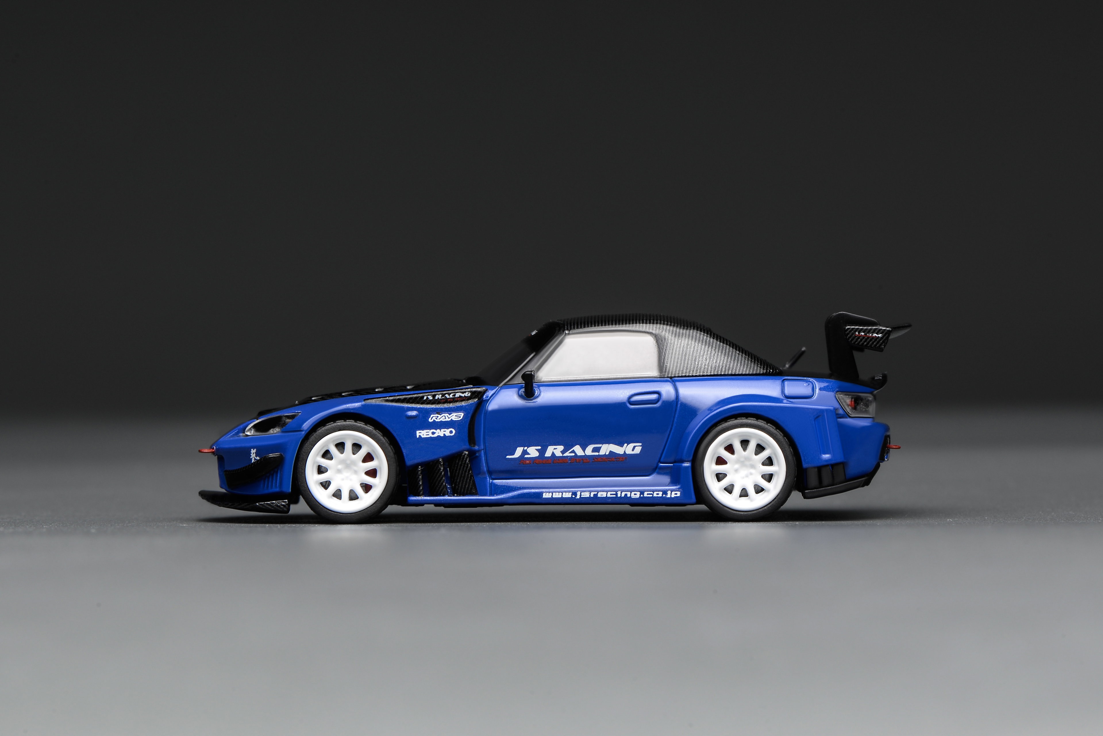 MOTOR HELIX MODEL 1/64 HONDA S2000 J'S RACING - APEX BLUE PEARL_4