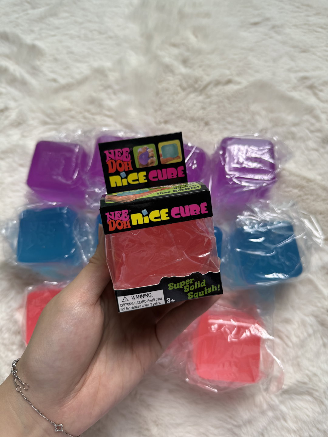 🧊 Ice Cube Squishy
