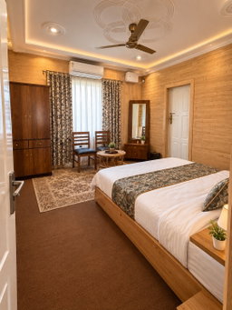 Room without AC 