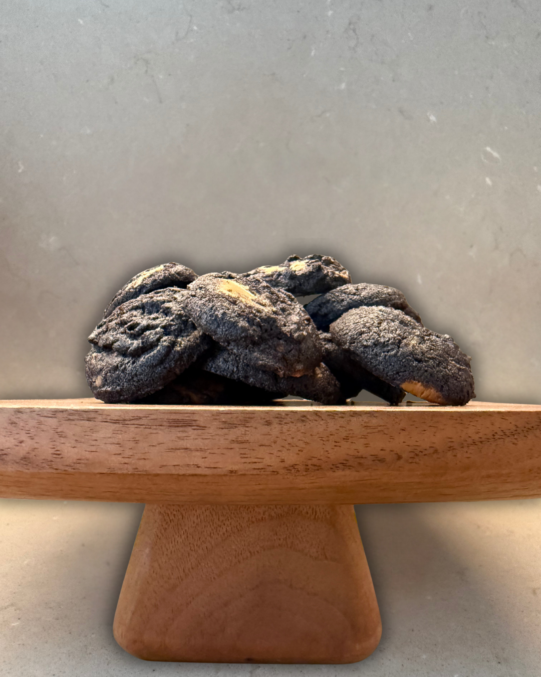 Midnight Gold Cookies
