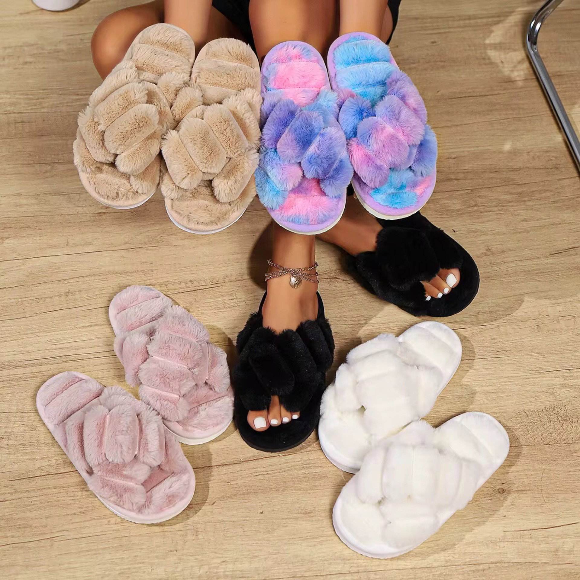 Indoor slippers_0