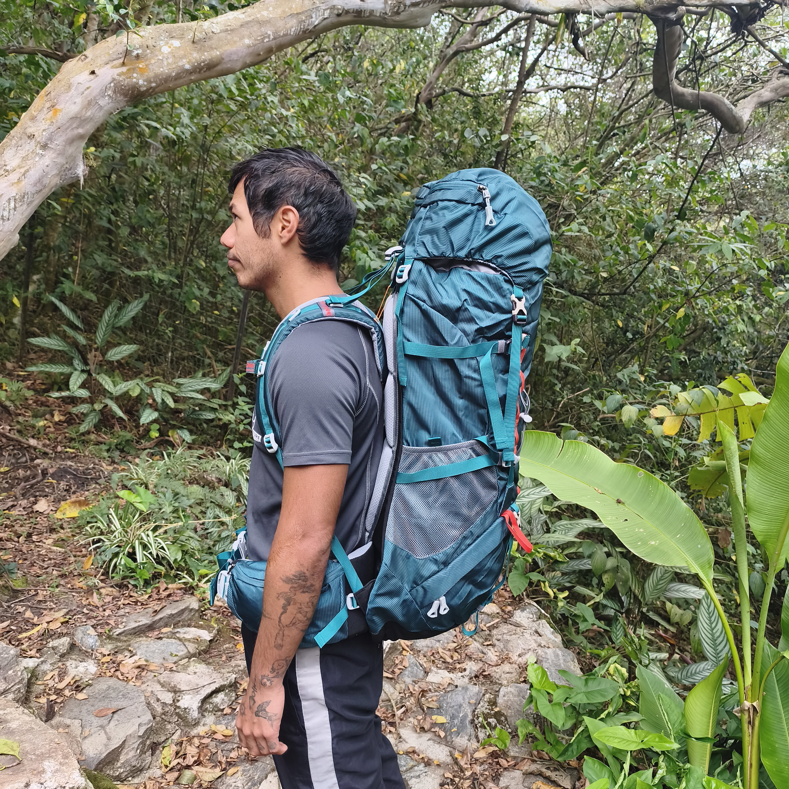 Bolso 80L montañismo_3