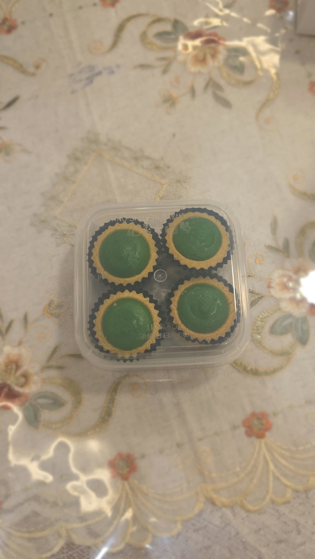 (WH) 8pc  Kaya / RosKay Tarts