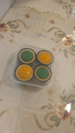 (WH) 8pc  Kaya / RosKay Tarts