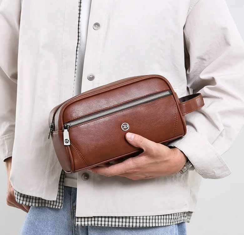 Leather toiletry bag_3