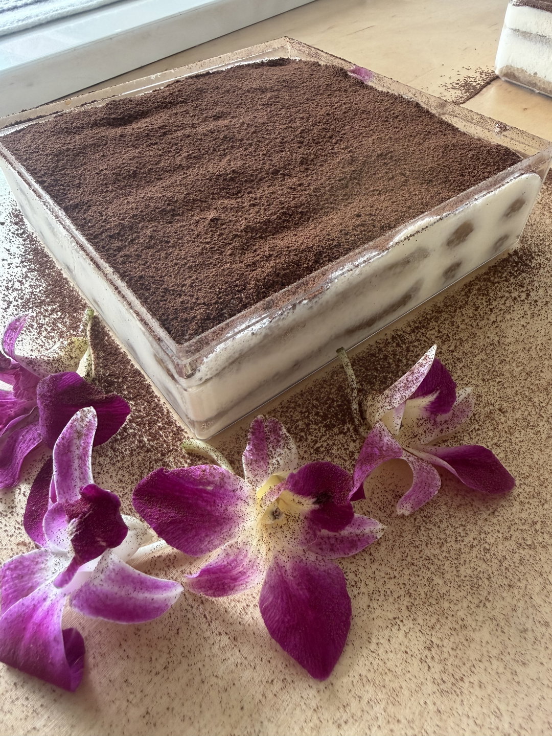 Traditional Tiramisu Full Moon Box - Serves 5-8 (with alcohol)