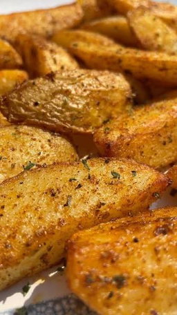 Peri-Peri- Potato Wedges