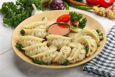 Veg Momos 9 Pices
