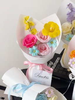 Dopamine Mixed Color Soap Flower Bouquet 