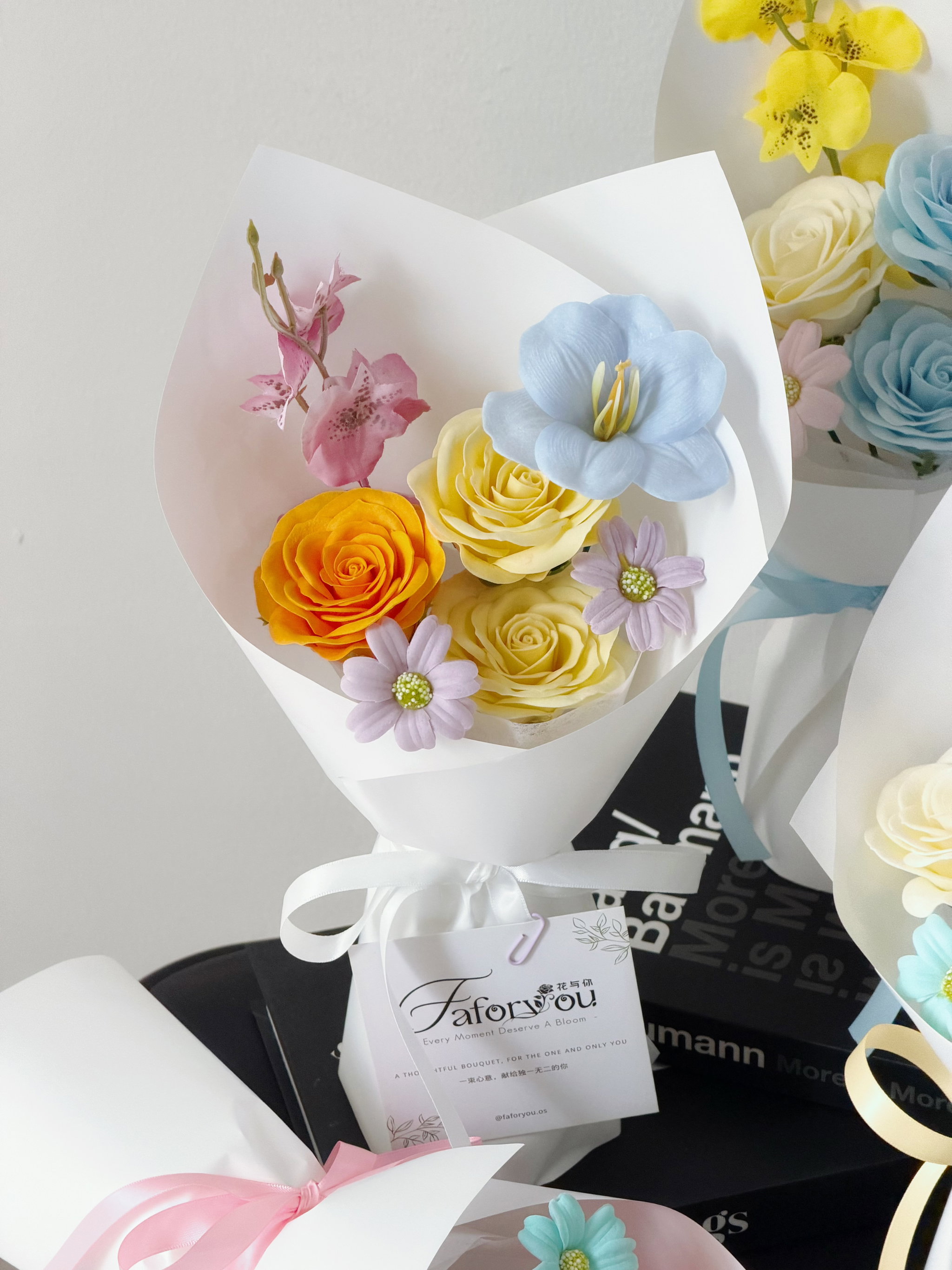 Dopamine Mixed Color Soap Flower Bouquet _5