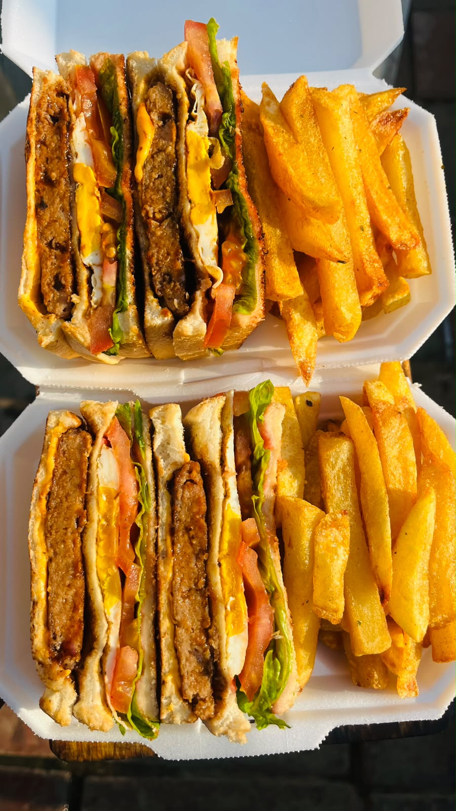 Classic Dagwood - toasted slices + lettuce + tomato+ egg+ Rib patty+cheese _0