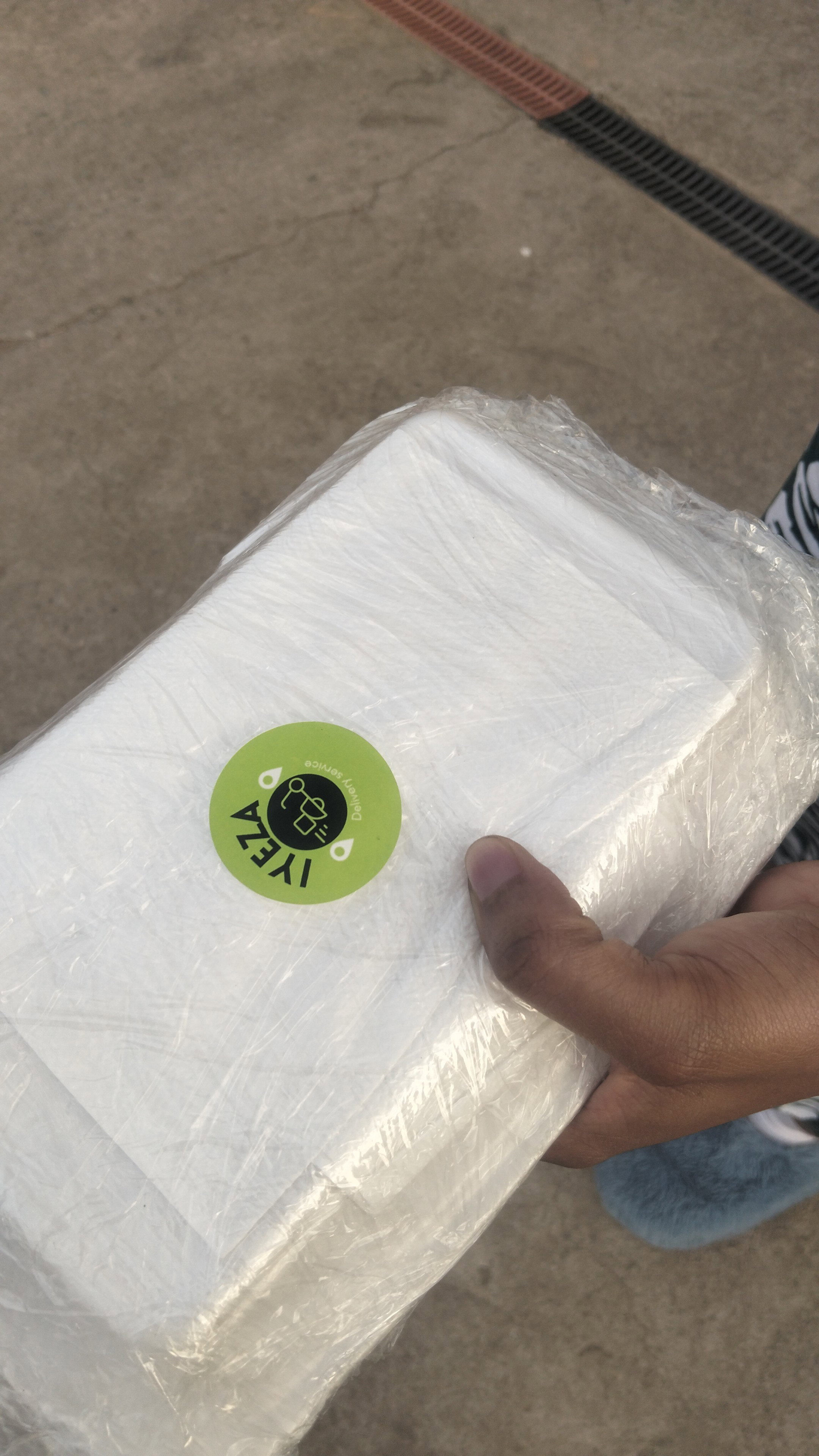 We deliver to your doorstep _19