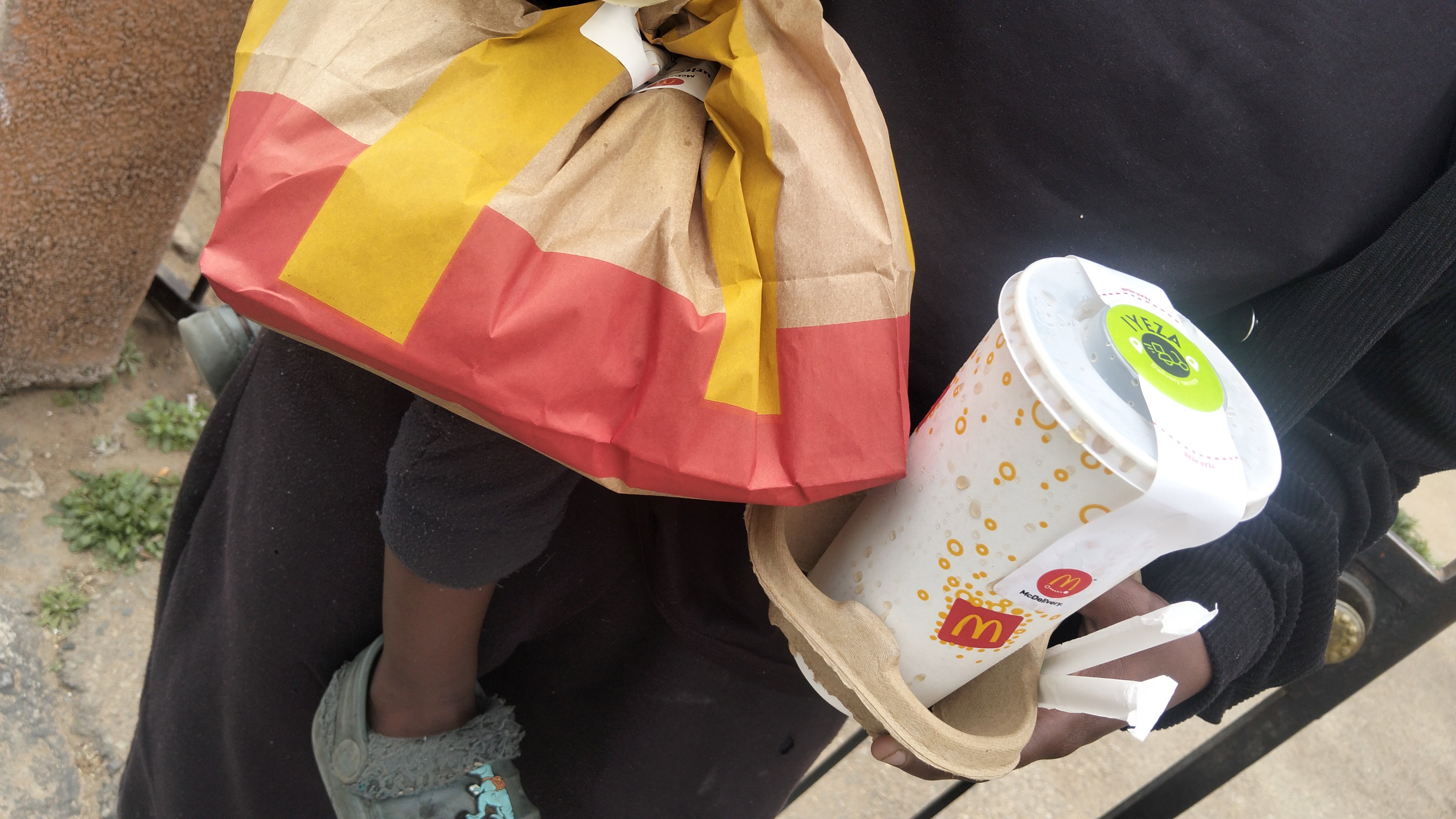 We deliver to your doorstep _18