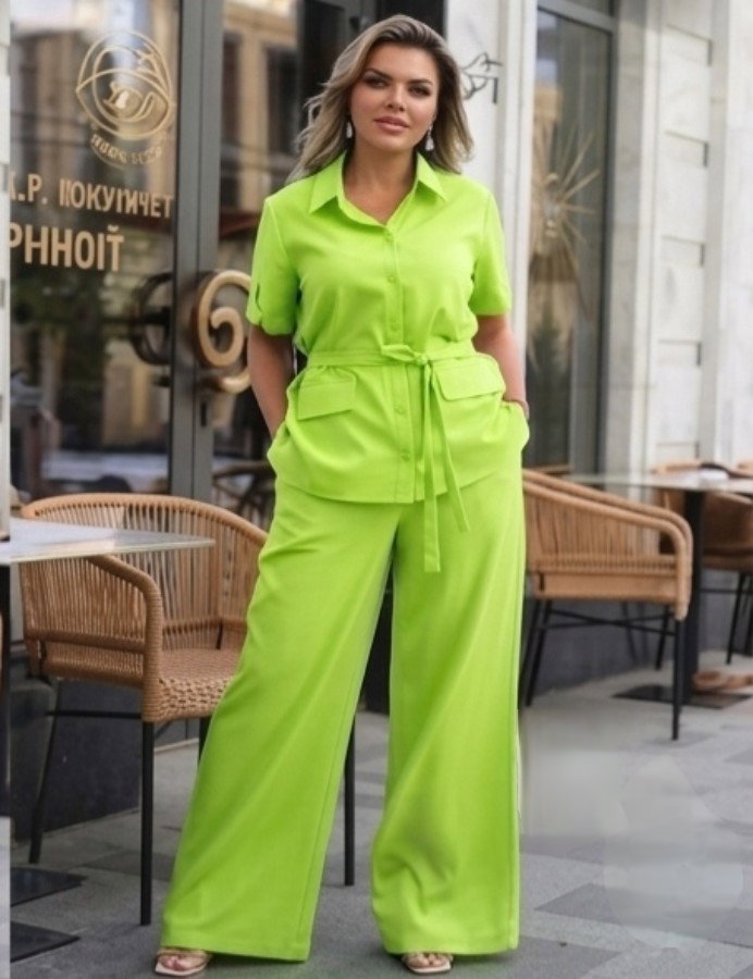 Safari-inspired short sleeve two-piece set_1