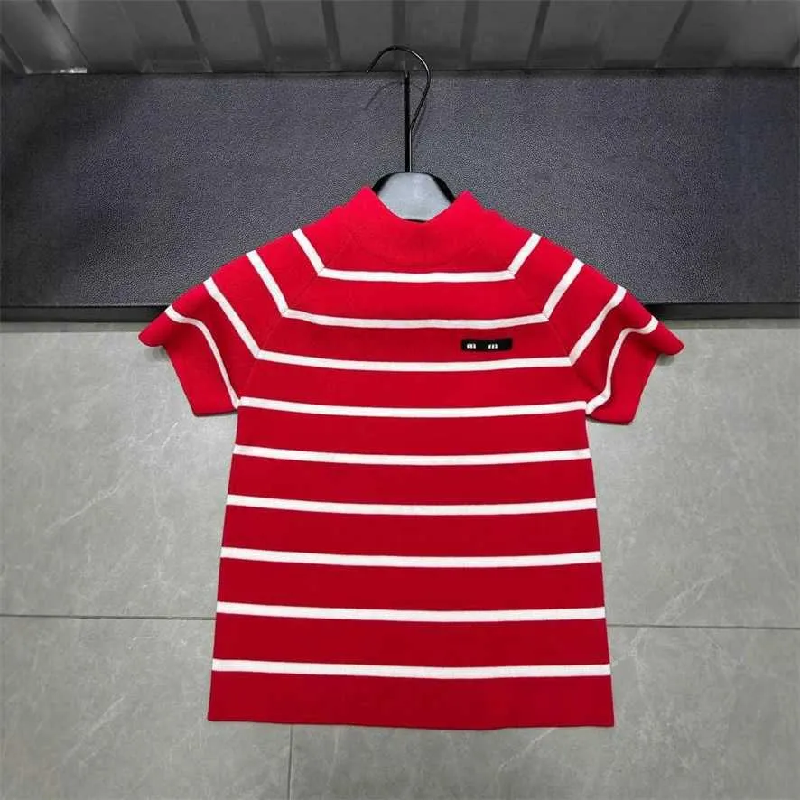 Short-sleeve knit top, mock-neck sweater_2