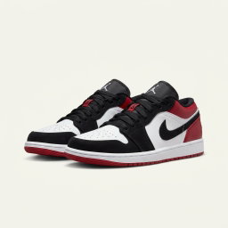 NIKE AIR JORDAN 1 LOW ‘ Black Toe ‘